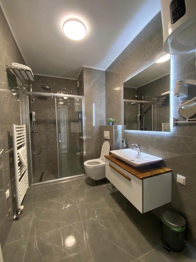 Fontana Apartmani Free Parking Tuzla Extérieur photo