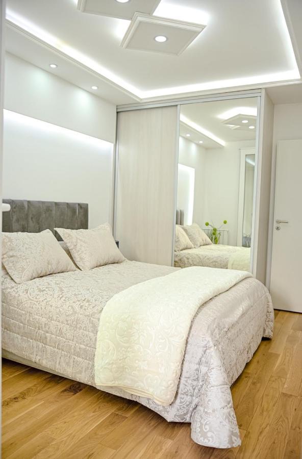 Fontana Apartmani Free Parking Tuzla Extérieur photo