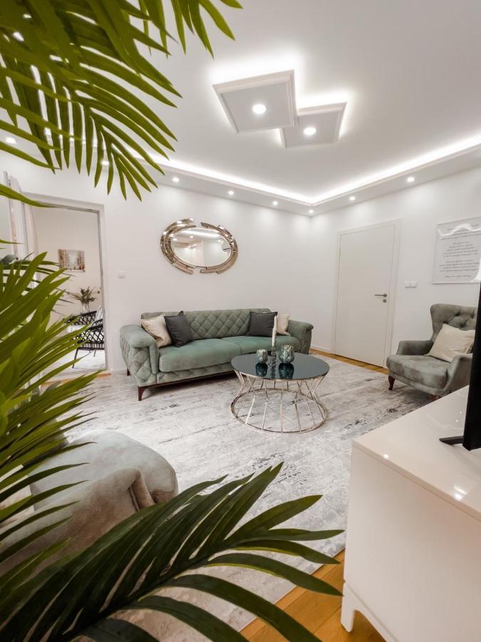 Fontana Apartmani Free Parking Tuzla Extérieur photo