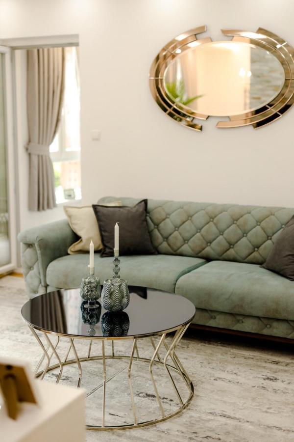 Fontana Apartmani Free Parking Tuzla Extérieur photo